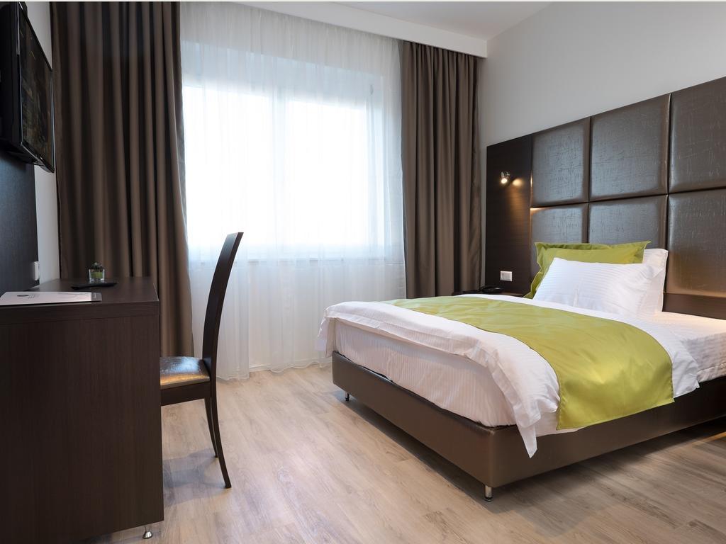 Boutique Hotel Bellevue Rheinfelden / Basel Exterior foto